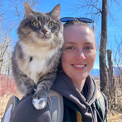 Dr. Aiyanna Hoogsteen, Burlington Veterinarian