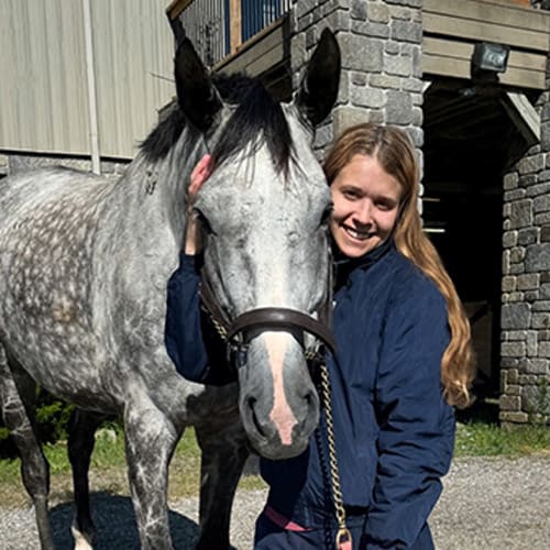 Dr. Amber Low, Burlington Veterinarian